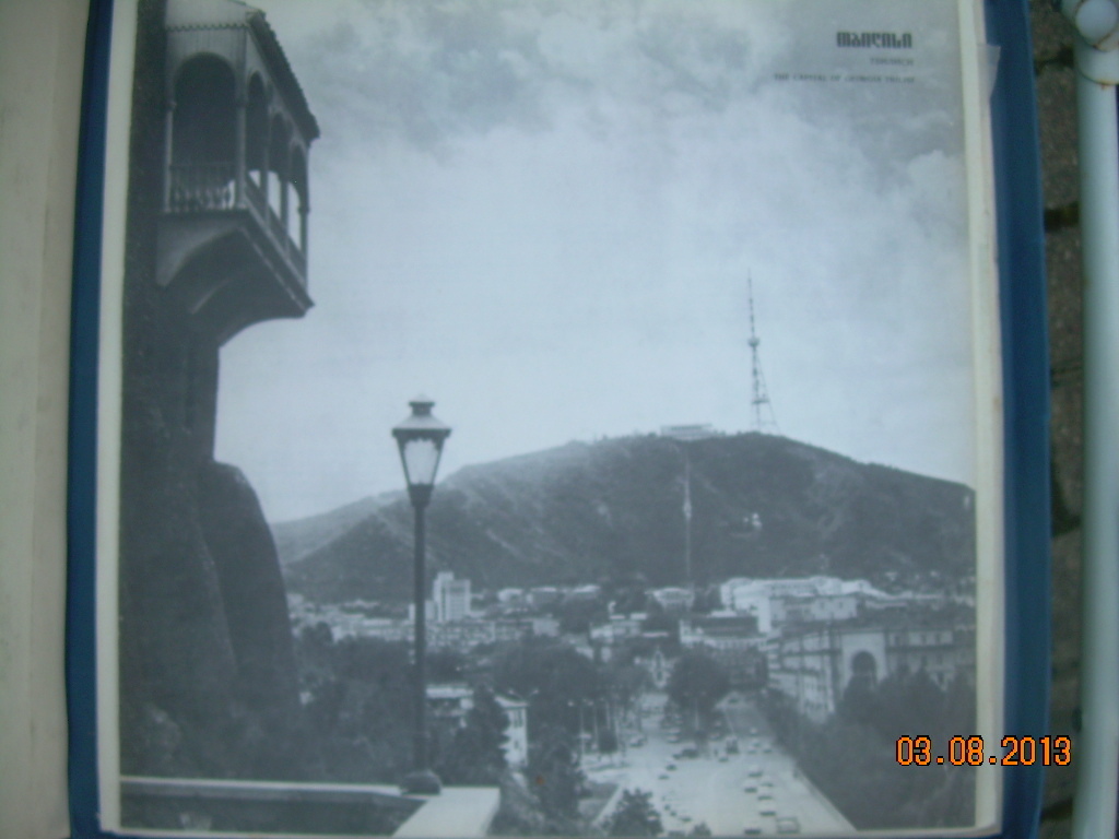 60 ГРУЗИНСКИХ НАРОДНЫХ ПЕСЕН. Поет вокальный ансамбль «Рустави», худ. рук. Анзор Эркомайшвили