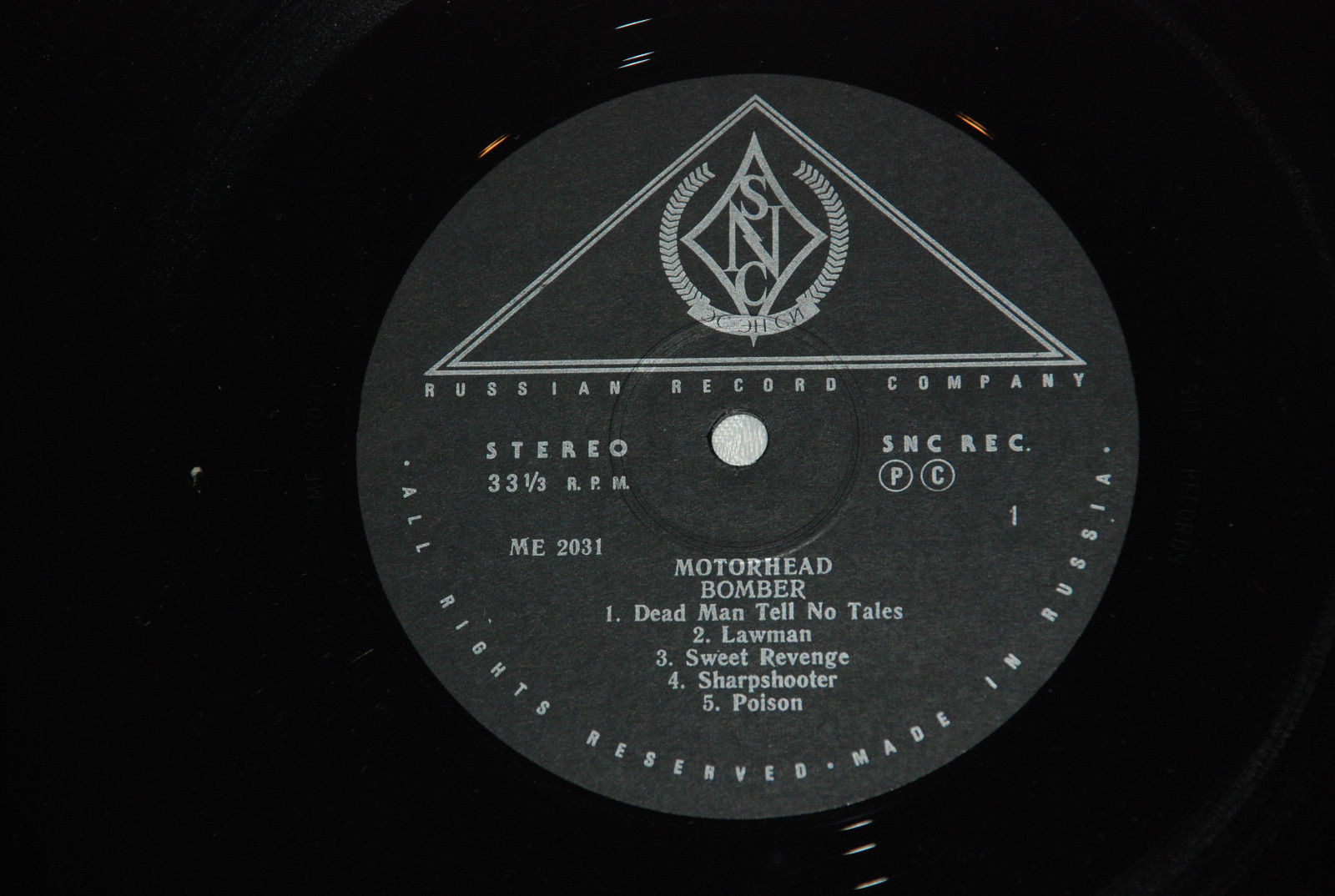 Motorhead. "Bomber"