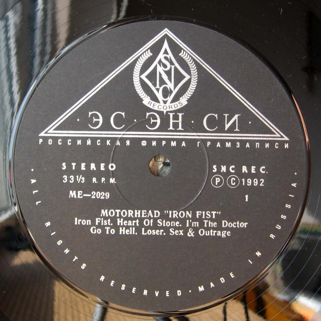 Motorhead. "Iron Fist"