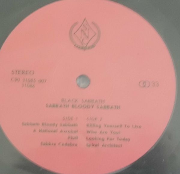 Black Sabbath — Sabbath Bloody Sabbath