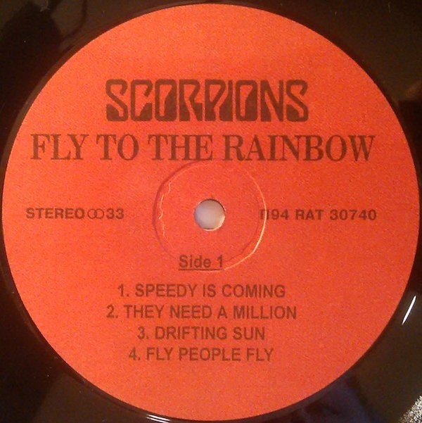 SCORPIONS. Fly To The Rainbow