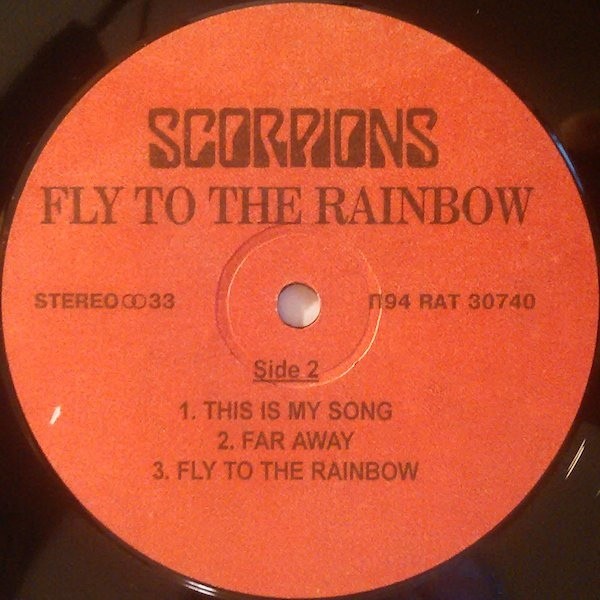 SCORPIONS. Fly To The Rainbow