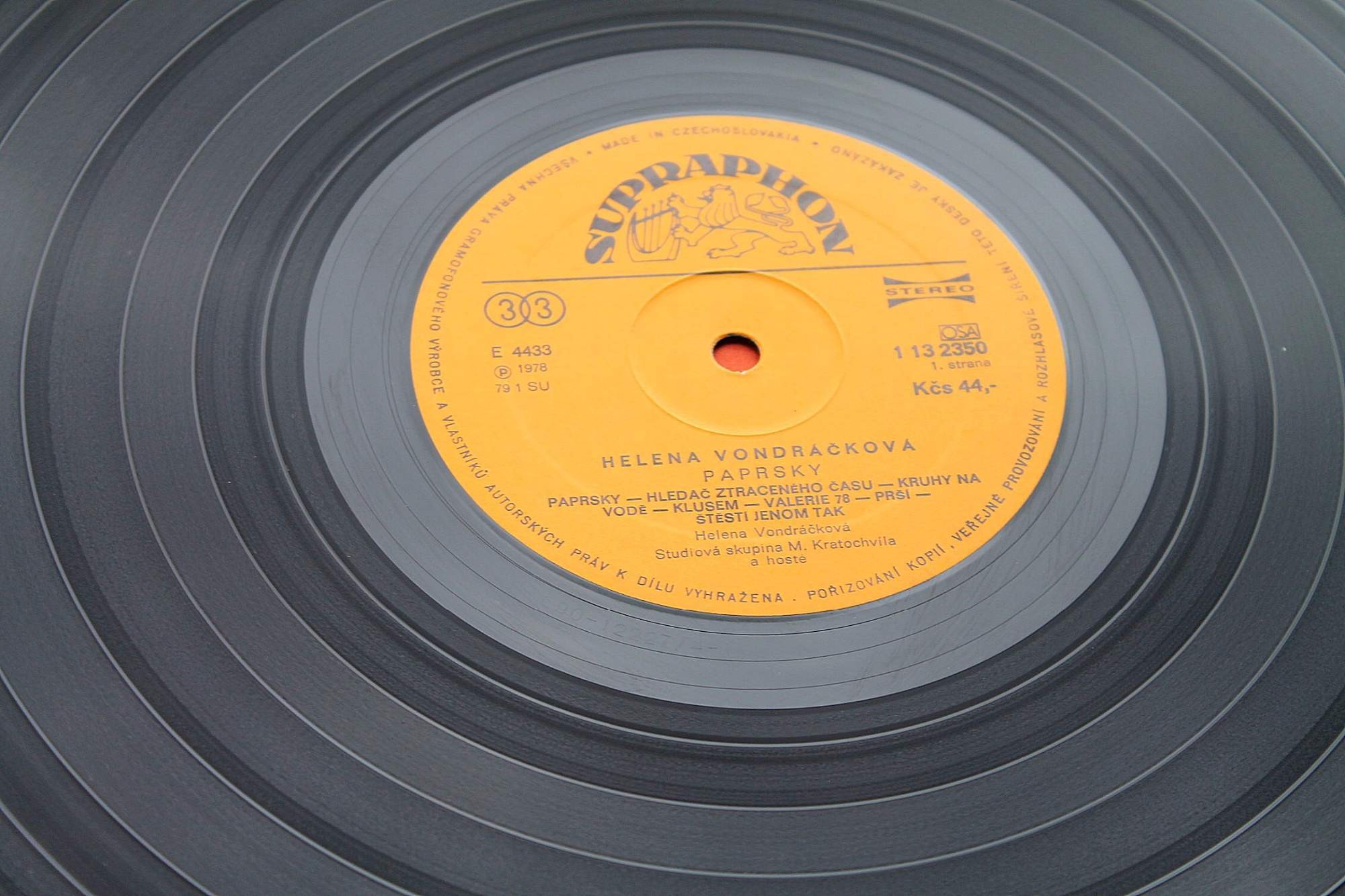 Helena VONDRACKOVA. Paprsky [по заказу чешской фирмы SUPRAPHON 1 13 2350]