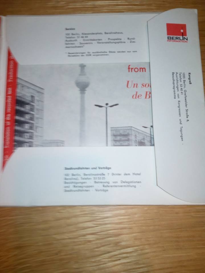 Ein Gruß Aus Der Hauptstadt Der DDR. Schallplatten - Souvenir  / Сувенир из Берлина / A Souvenir from Berlin