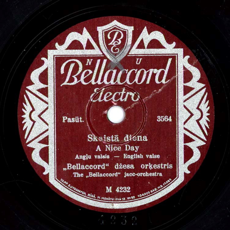«Bellaccord» džesa orķestris — Uz mūžu lai mīla mūs vieno / Skaistā diena