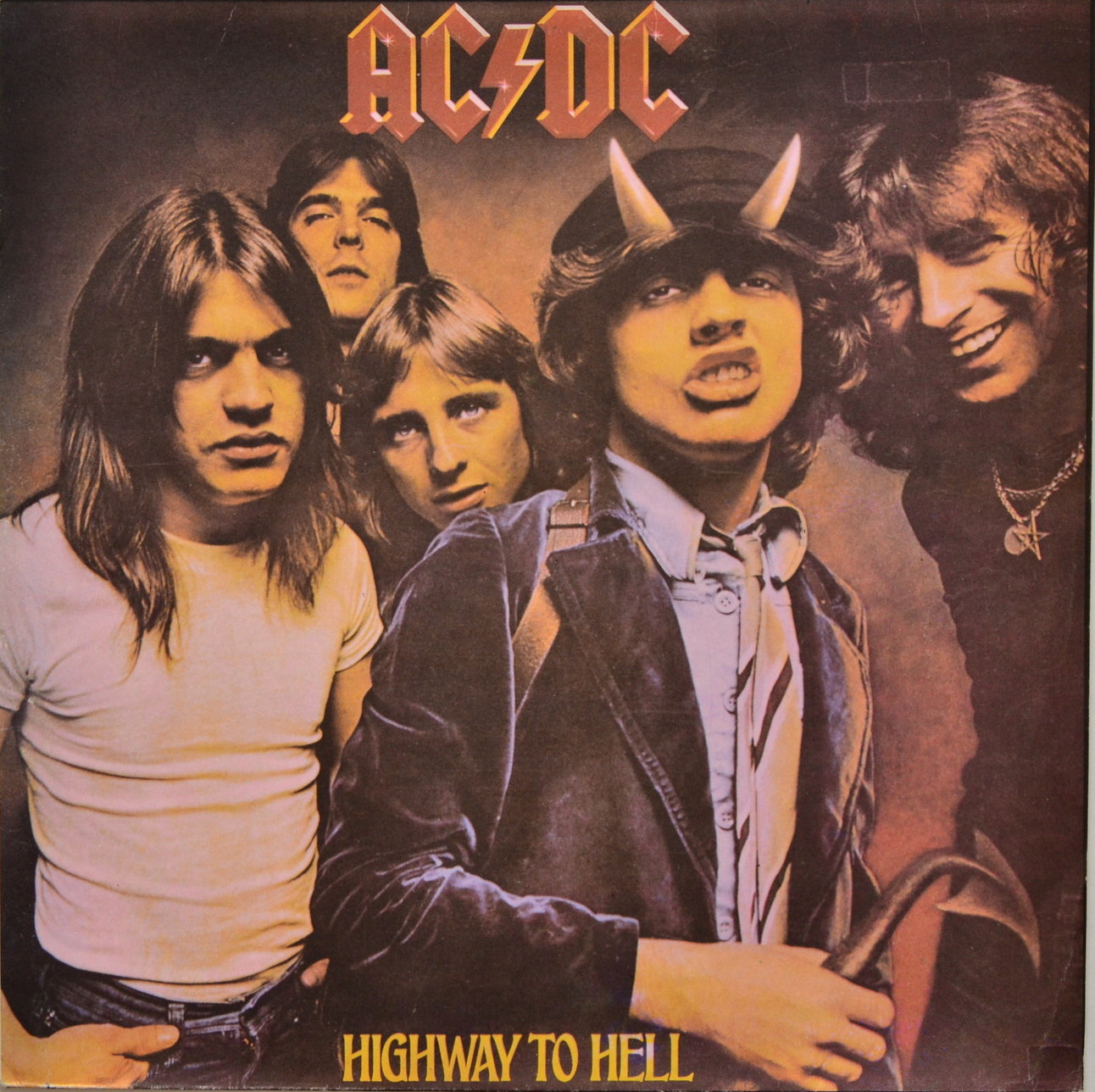 AC/DC. Highway To Hell