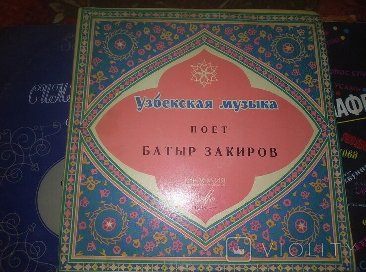 Поёт Батыр ЗАКИРОВ