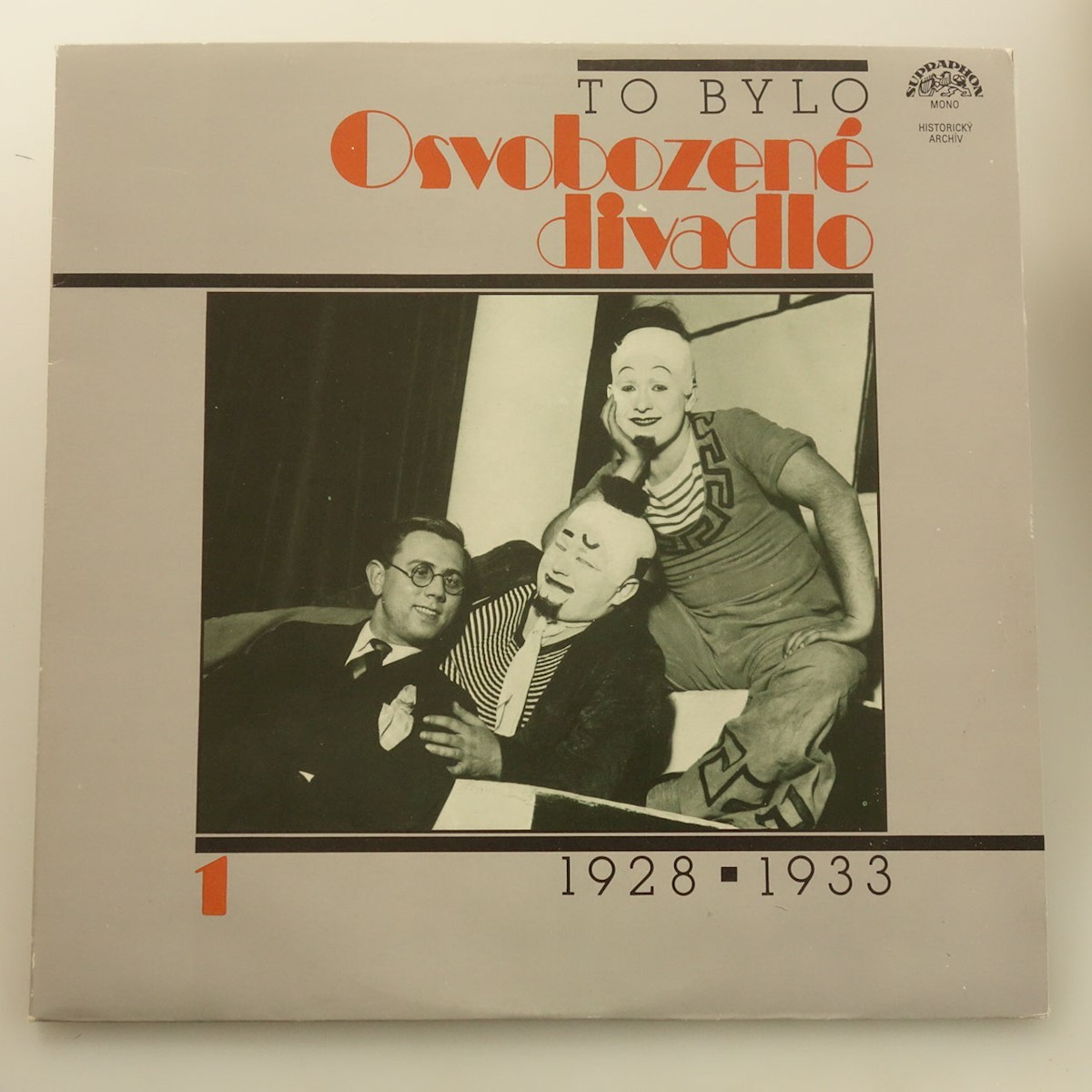 To bylo osvobozene divadlo (1) [по заказу чешской фирмы SUPRAPHON 1018 4831-32]