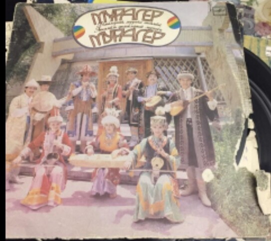 АНСАМБЛЬ ФОЛЬКЛОРНОЙ МУЗЫКИ «МУРАГЕР», худ. рук. Досмумахемед Туякбаев, Абдулхамит Раймбергенов.